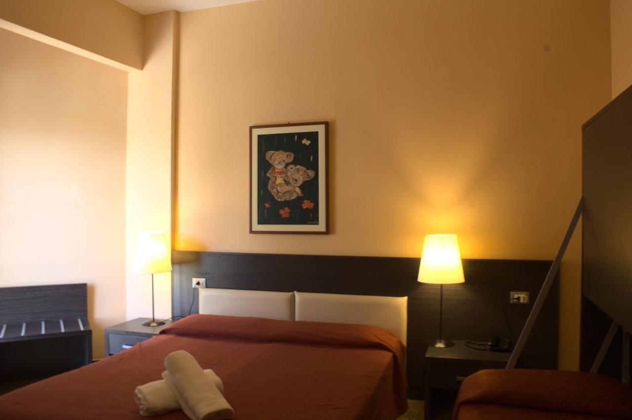 Hotel Palace Varazze Luaran gambar