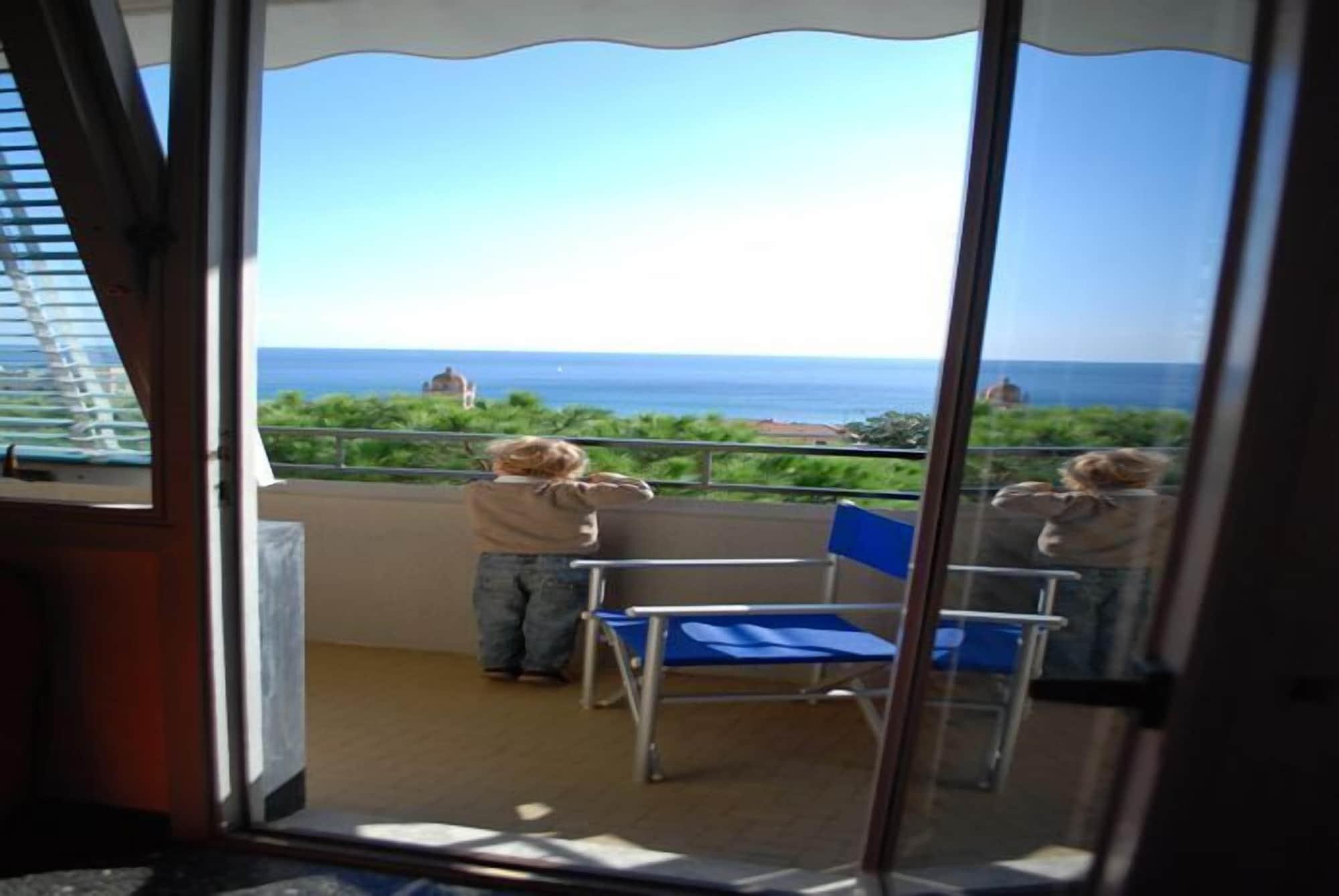 Hotel Palace Varazze Luaran gambar
