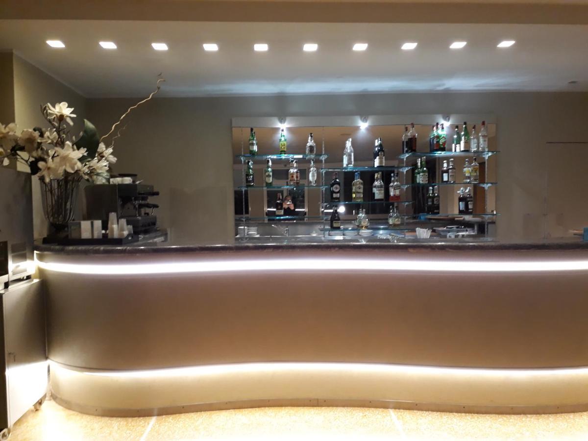Hotel Palace Varazze Luaran gambar