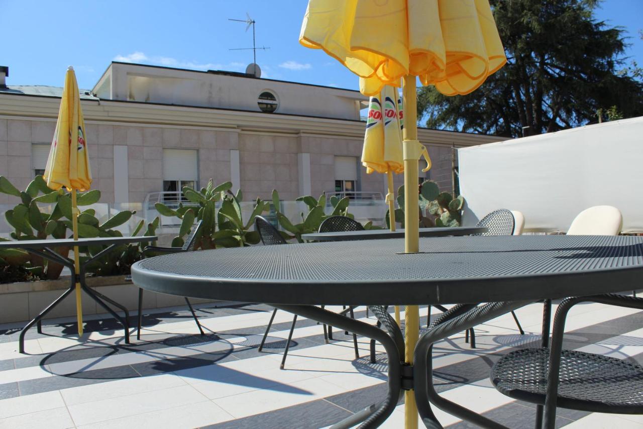 Hotel Palace Varazze Luaran gambar