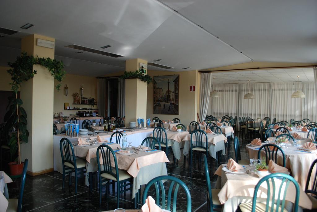 Hotel Palace Varazze Luaran gambar