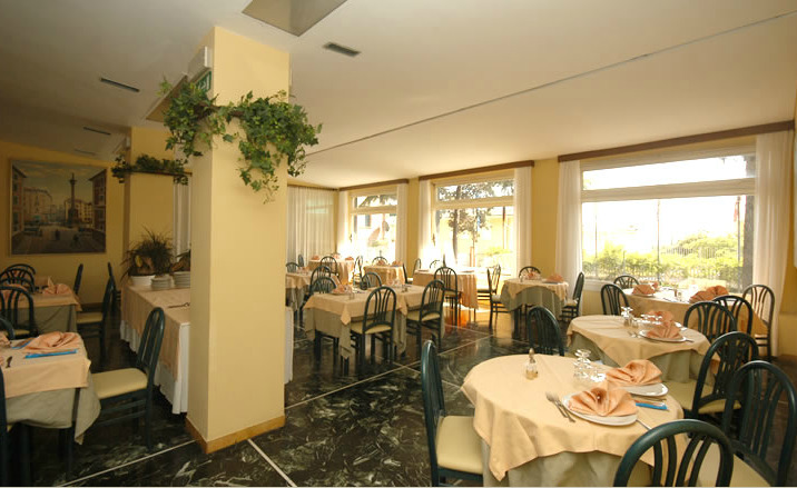 Hotel Palace Varazze Luaran gambar
