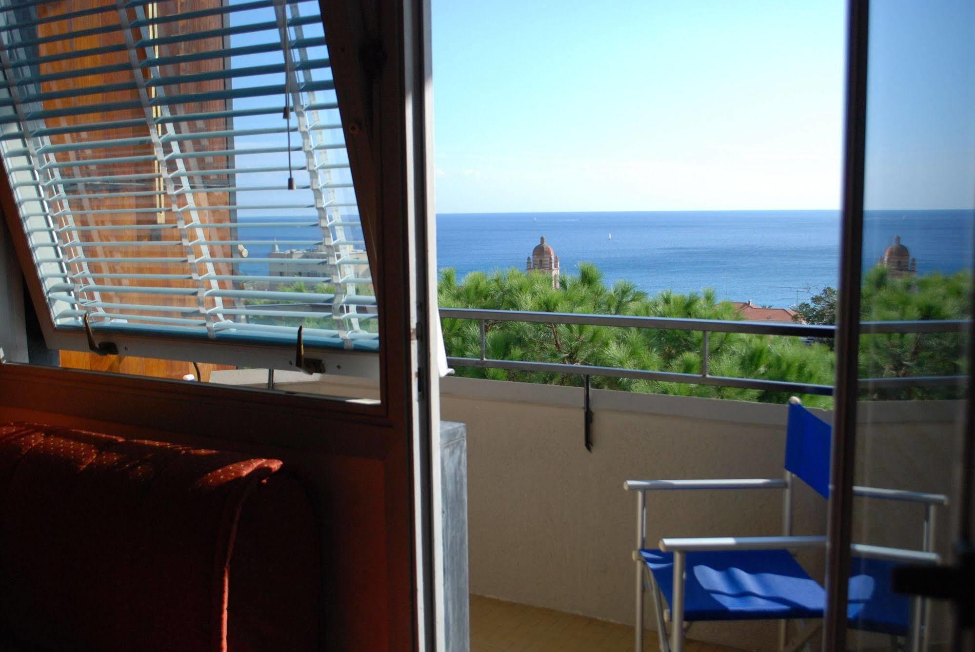 Hotel Palace Varazze Luaran gambar