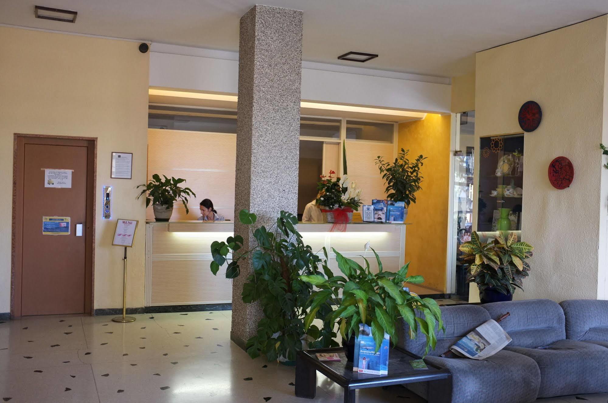 Hotel Palace Varazze Luaran gambar