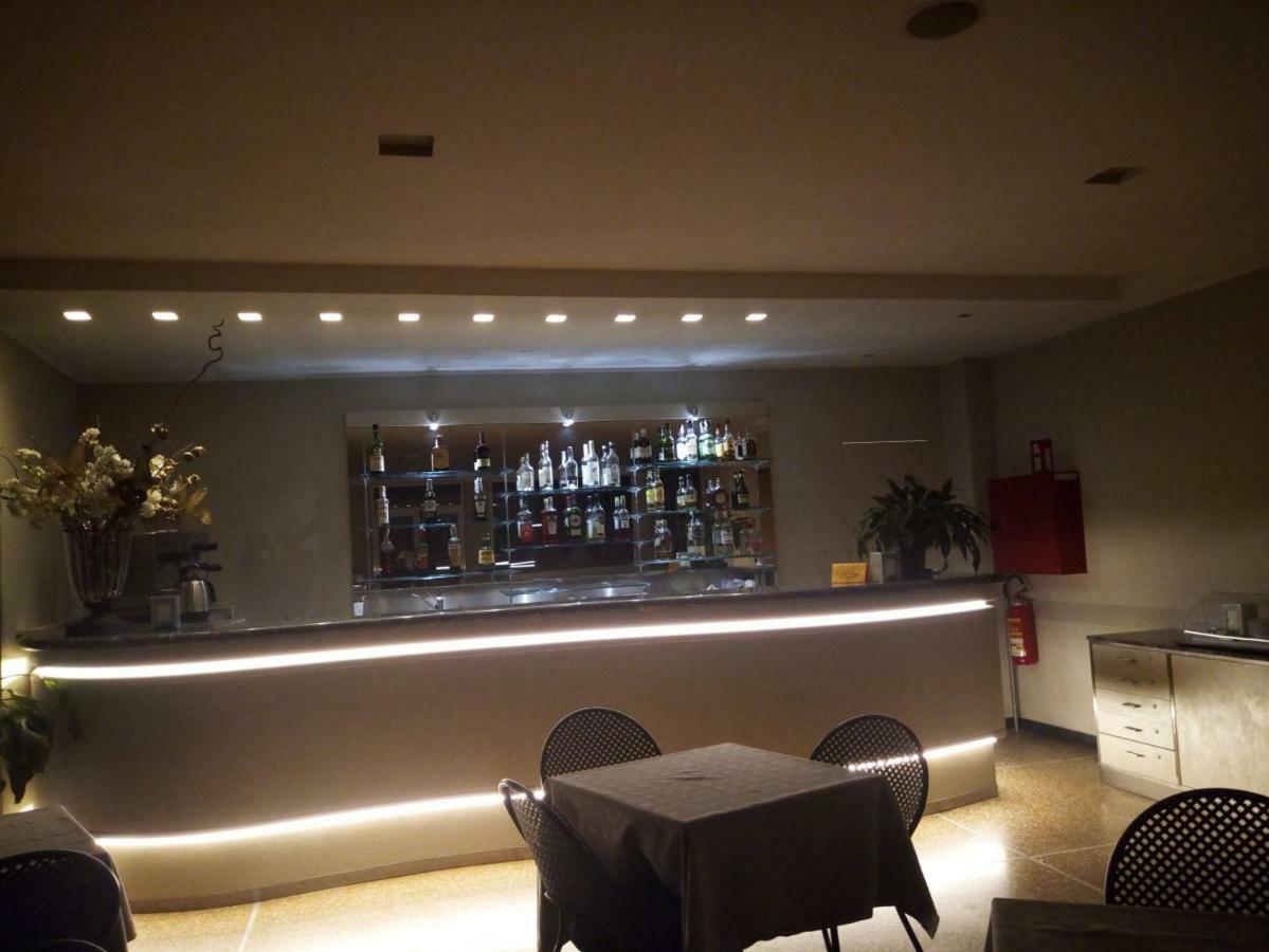 Hotel Palace Varazze Luaran gambar